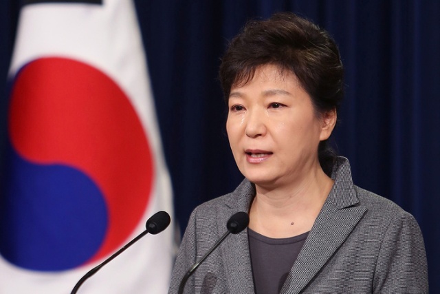 Жанубий Корея Конституцион суди президент Пак Кин Хе импичментини тасдиқлади