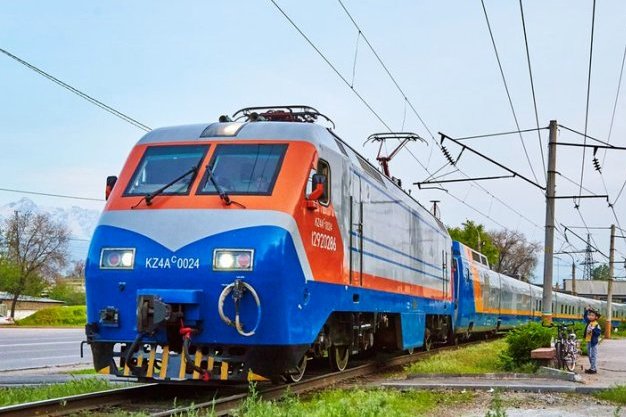 Между Алматы и Ташкентом начнет курсировать скоростной поезд