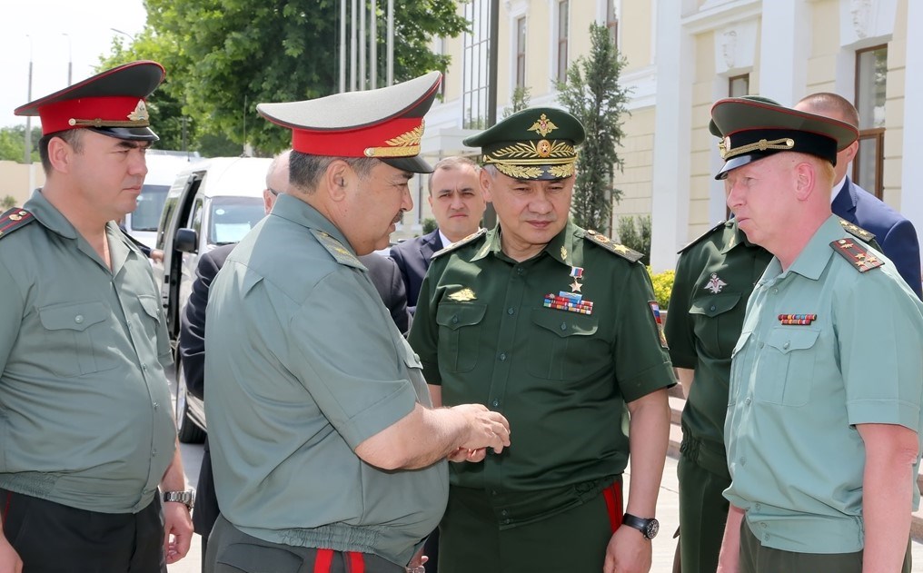 Шойгу: военное сотрудничество Узбекистана и РФ носит очень важный характер