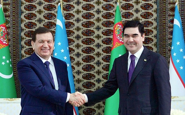 В Конгресс-центре «Аваза»состоялись туркмено-узбекские переговоры на высшем уровне