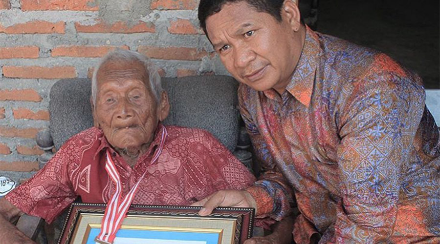 Индонезиялик отахон 146 ёшини нишонлади